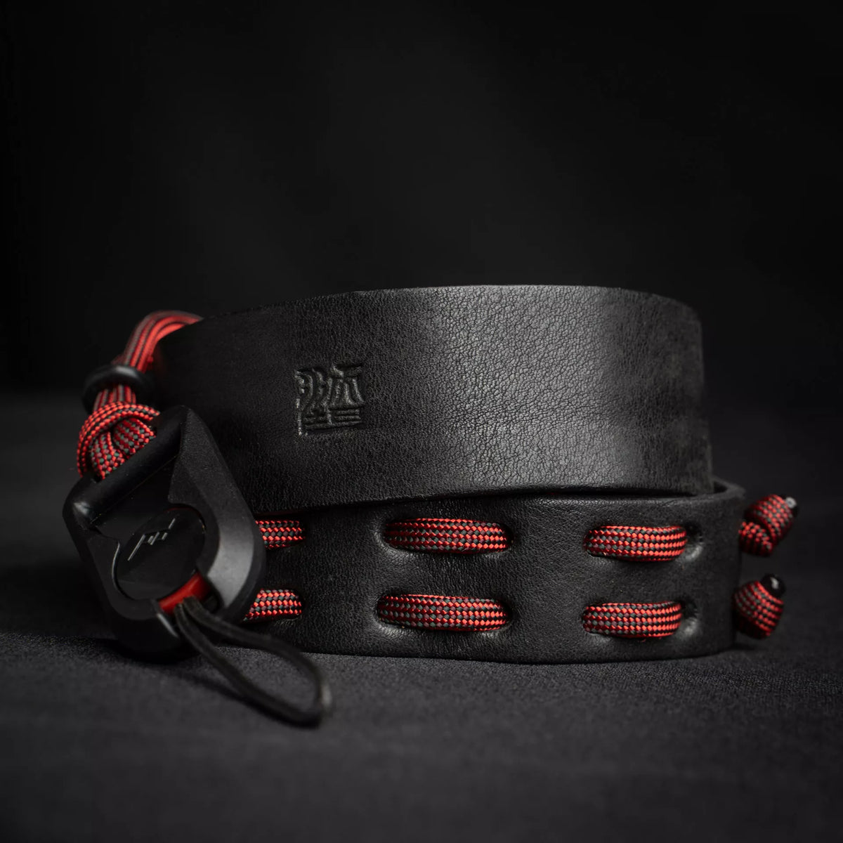 Wotancraft Parashooter Style 11 black leather strap with black quick-release clip