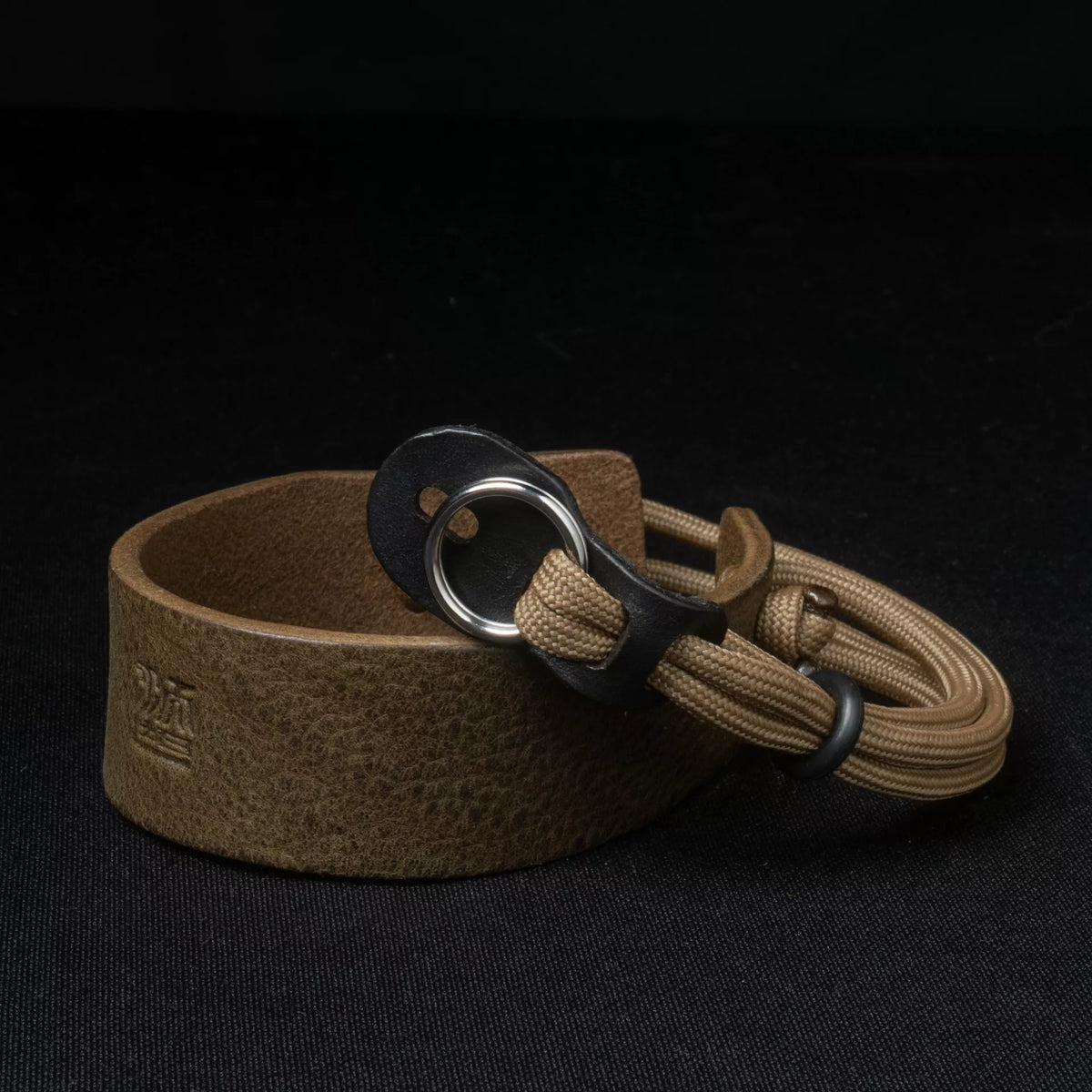 Wotancraft Parashooter Style 7 olive leather wrist strap with tan paracord
