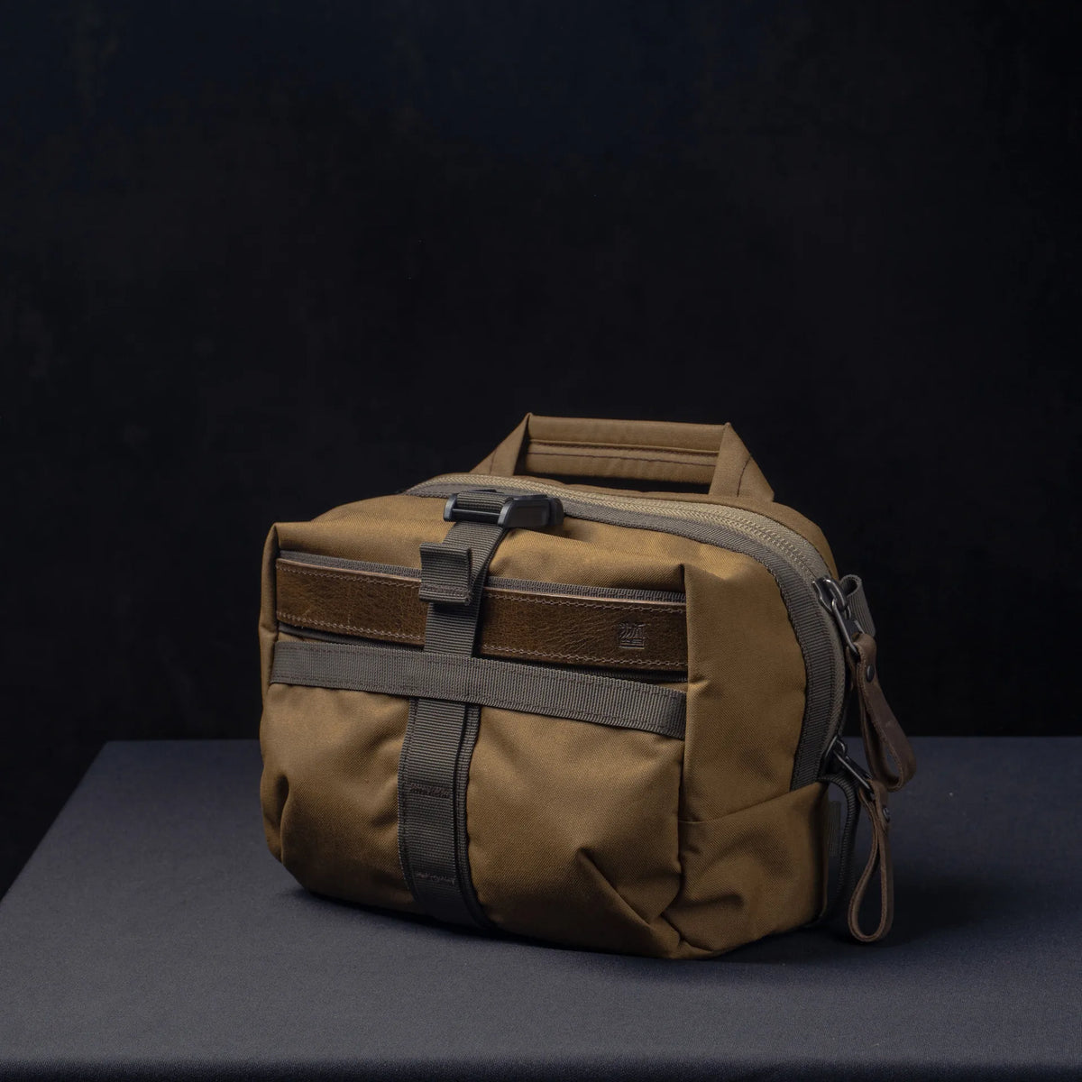 WOTANCRAFT Sling Bag "MINI RIDER" v2, 4.5L, Khaki Brown