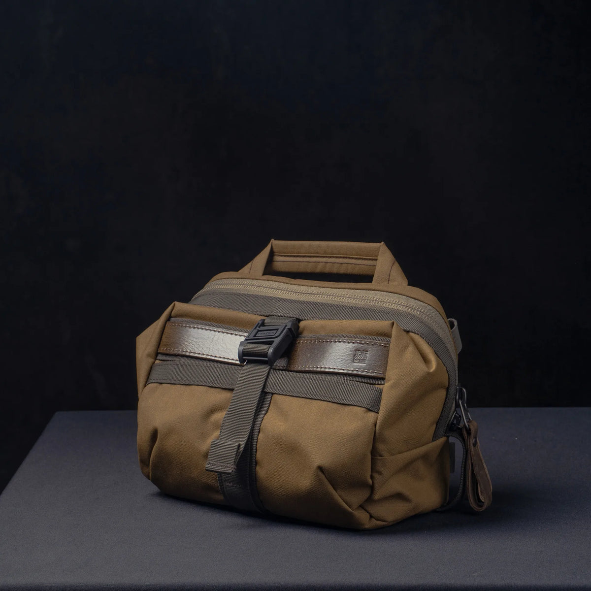 WOTANCRAFT Sling Bag "MINI RIDER" v2, 4.5L, Khaki Brown