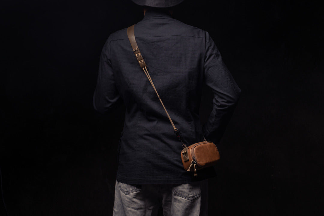 SALE ! WOTANCRAFT Portable Camera Pouch, BROWN LEATHER, ML size