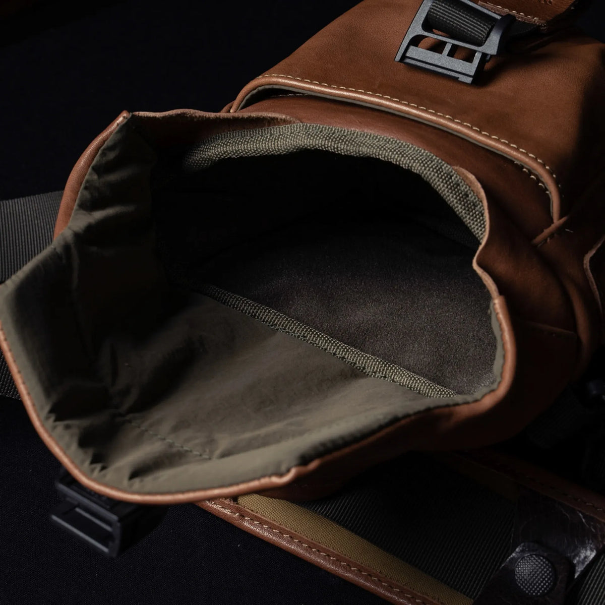 SALE ! WOTANCRAFT Travel Camera Bag "PILOT" 2L, FULL BROWN LEATHER