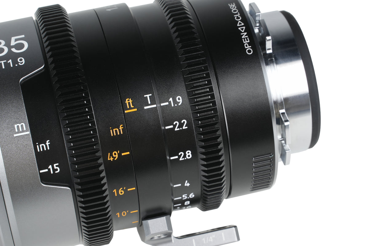 Sirui IronStar 35mm focus and iris scales in feet and T-stops, close-up