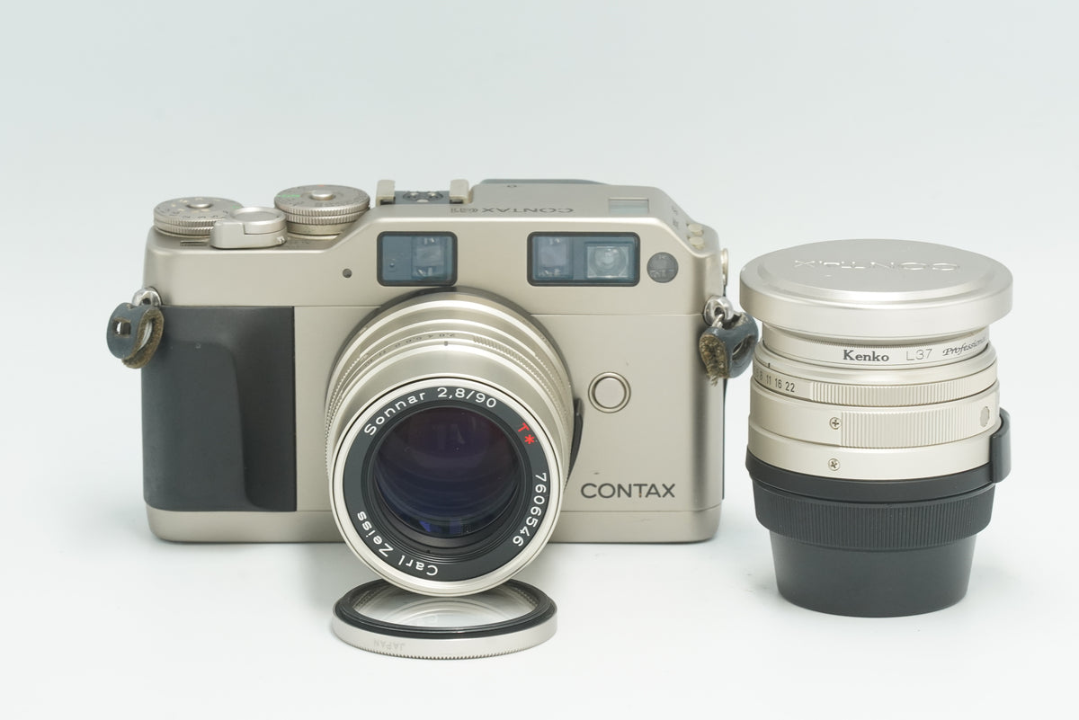 Contax G1 with Carl Zeiss Sonnar 90mm f/2.8 lens and a second G lens