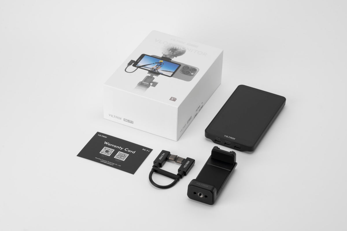 Viltrox DC-T1 box contents: monitor, phone clamp, USB-C cable and warranty card