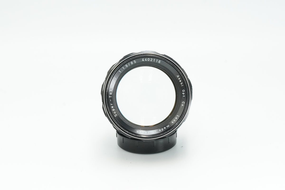 Super-Takumar 85mm f/1.9, front view of the lens name ring