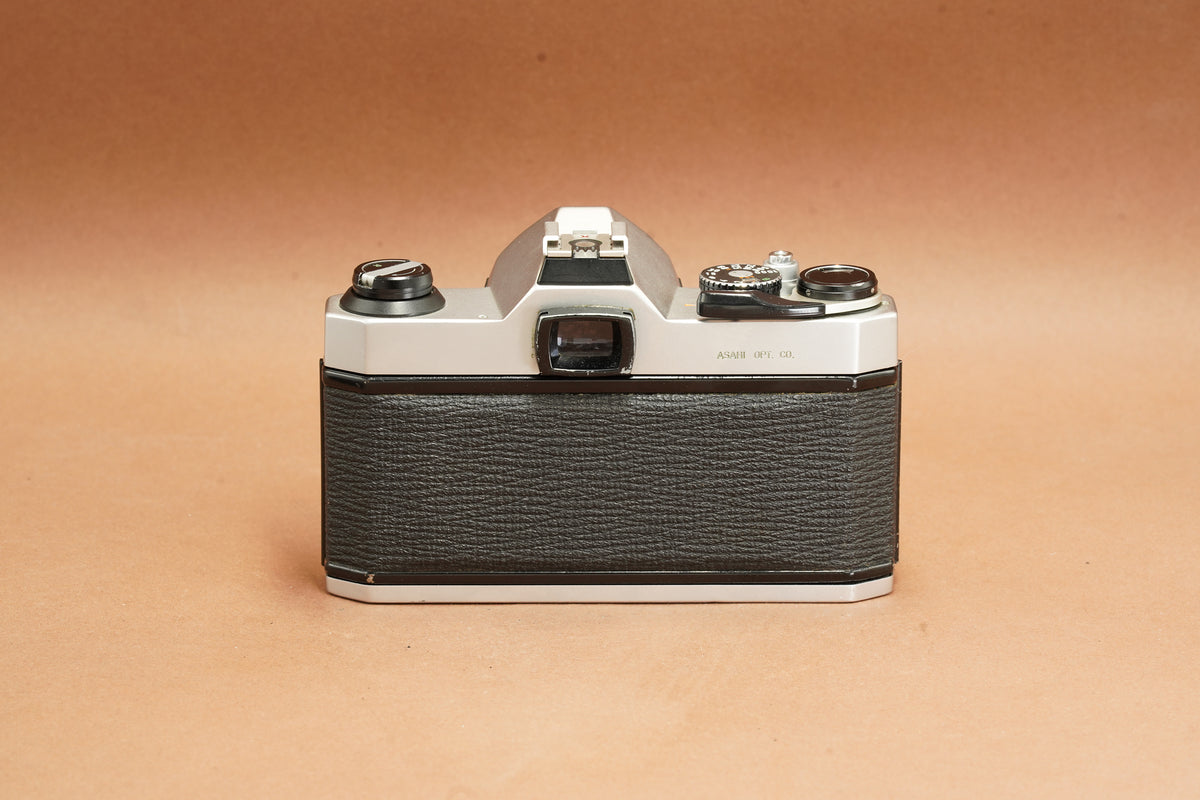 Pentax K1000 film camera, rear view with viewfinder eyepiece