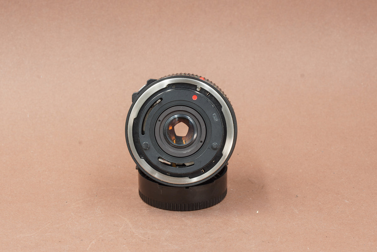 Canon nFD 28mm f/2.8, rear view of the FD mount