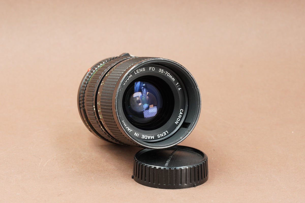 Canon FD 35-70mm f/4 front element with rear cap