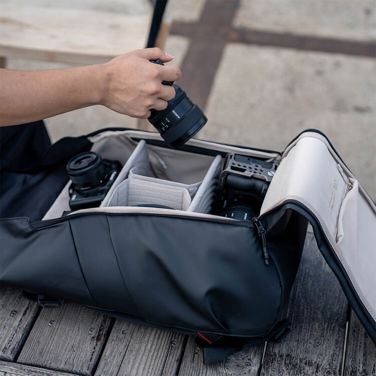 PGYTECH OneGo Air Backpack, 20L, Obsidian Black