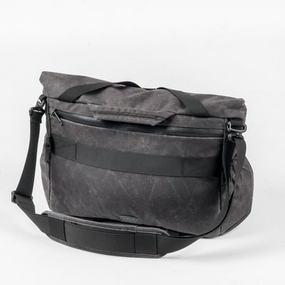 Wotancraft Pilot 10L charcoal black bag, rear view with zip pocket and padded strap