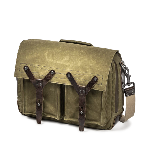 WOTANCRAFT Travel / Computer Bag "SCOUT" 9L, OLIVE GREEN