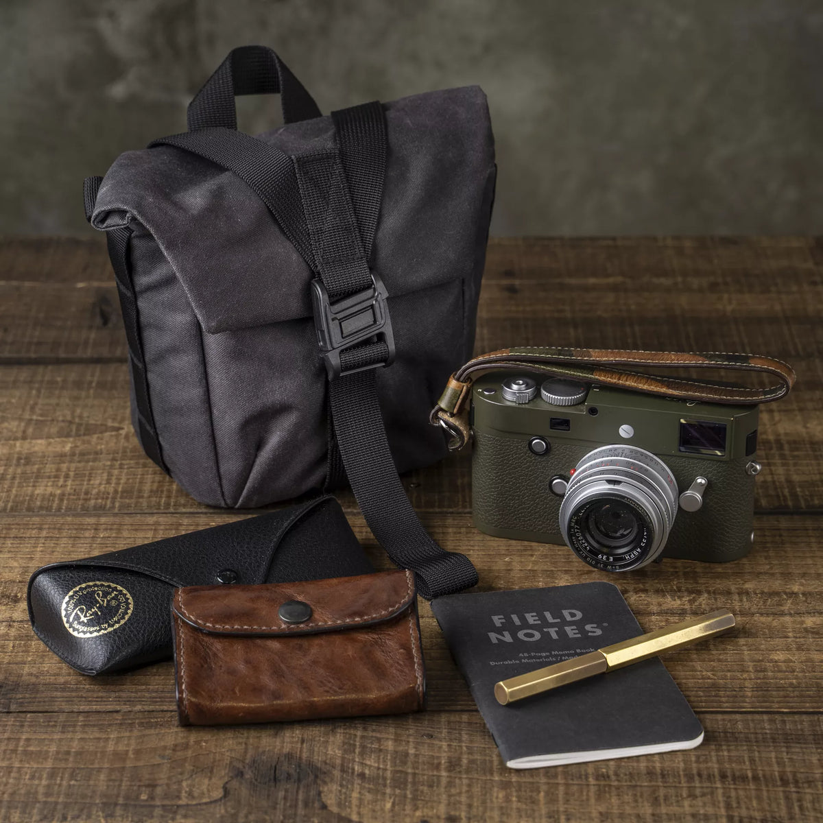 WOTANCRAFT Travel Camera Bag "PILOT" 2L, CHARCOAL BLACK