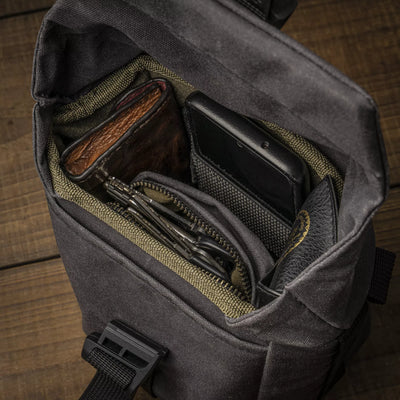 WOTANCRAFT Travel Camera Bag "PILOT" 2L, CHARCOAL BLACK
