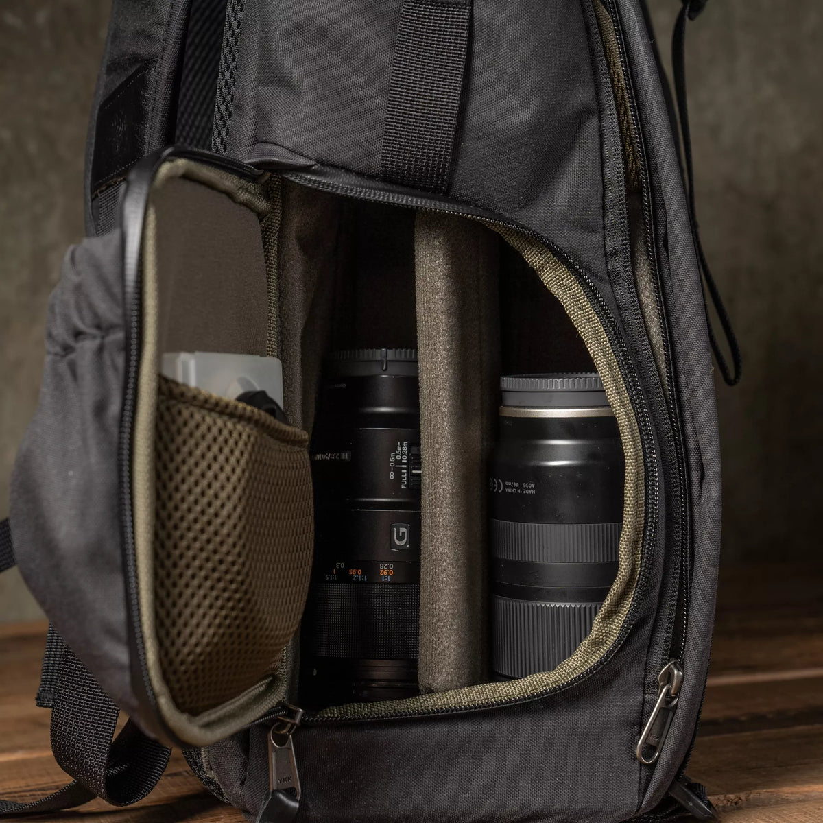 WOTANCRAFT Travel Camera Backpack "PILOT" 18L, BLACK