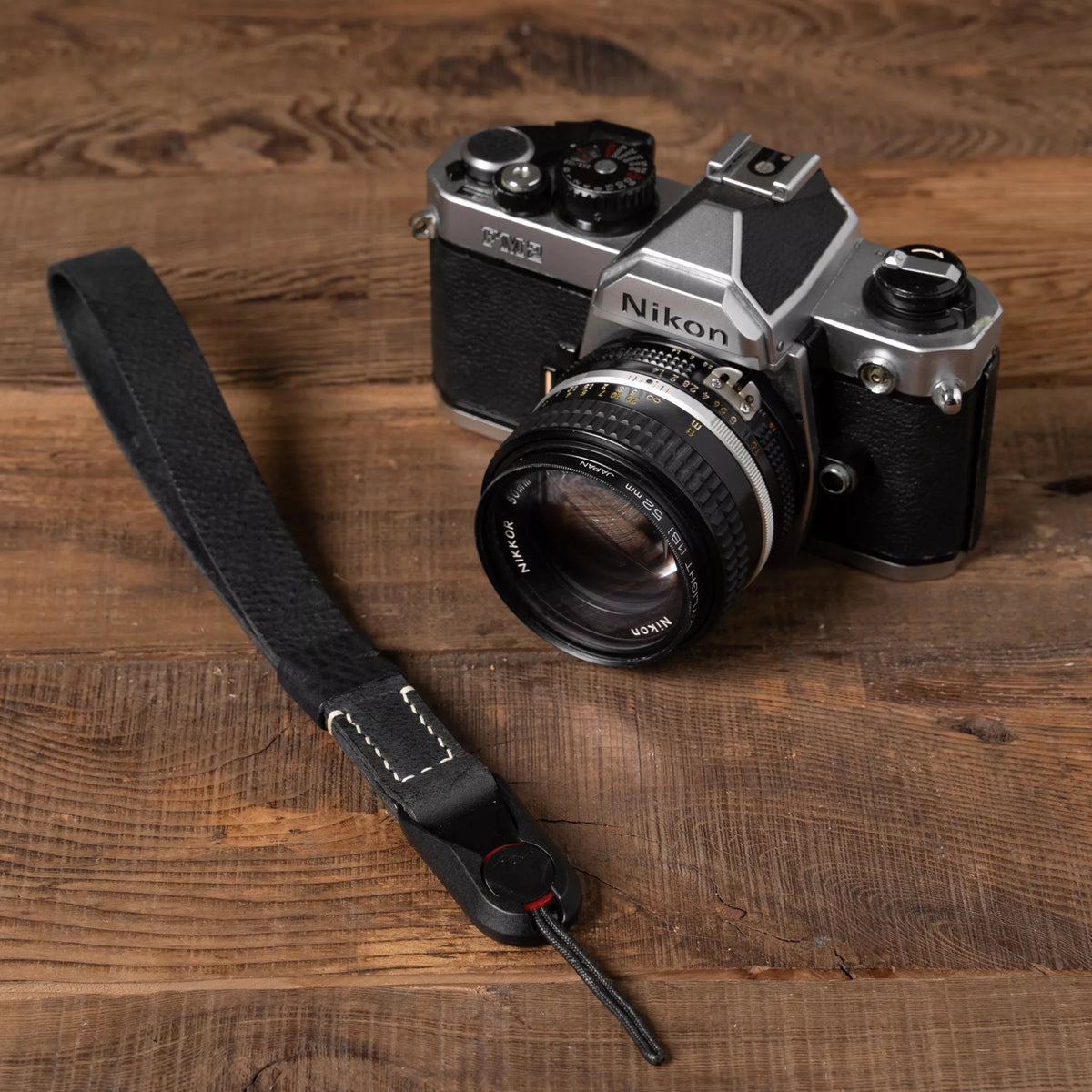 WOTANCRAFT Full Leather WRIST straps - Peak Design clip (5 styles)
