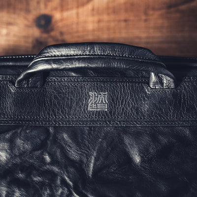 SALE ! WOTANCRAFT Full Leather Sling Bag "NIGHT RIDER" 9.5L, BLACK
