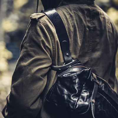 SALE ! WOTANCRAFT Full Leather Sling Bag "NIGHT RIDER" 9.5L, BLACK