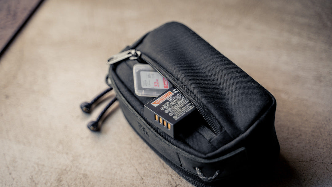 Wotancraft black canvas medium pouch front pocket with battery and SD card