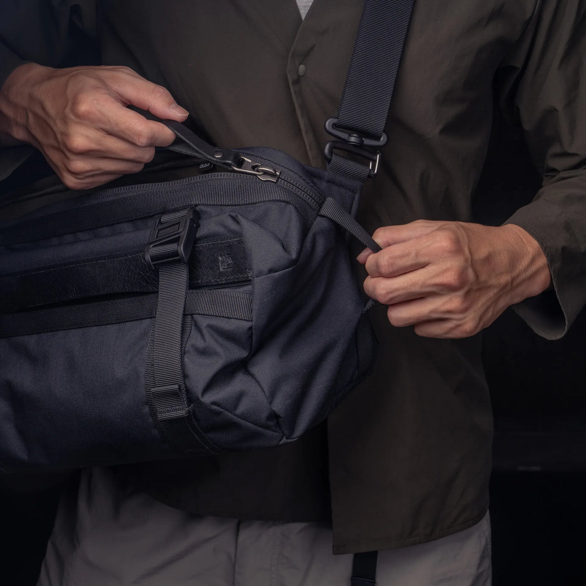 WOTANCRAFT Sling Bag "EASY RIDER" v2, 10L, Black