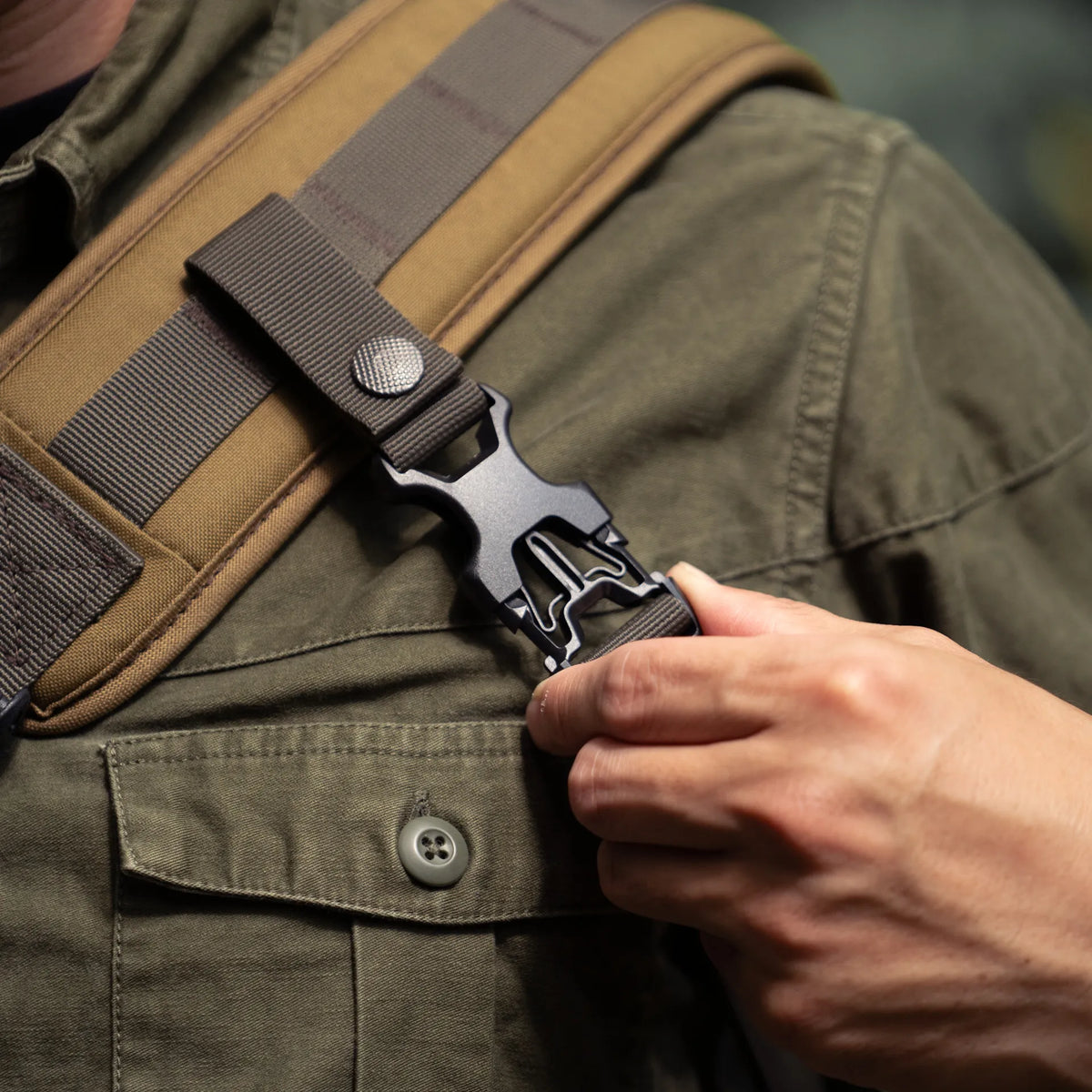 Wotancraft Easy Rider chest strap metal buckle close-up