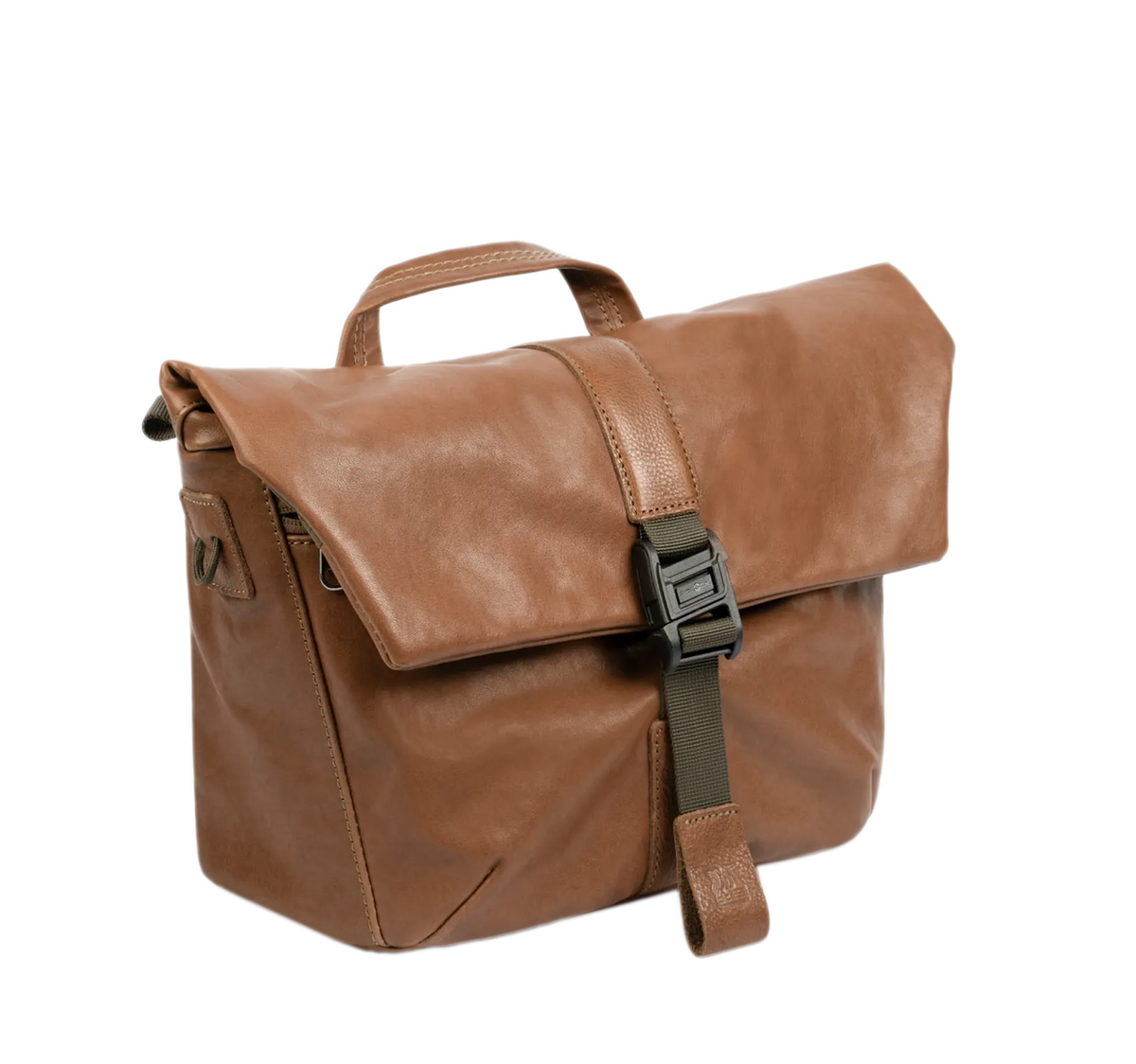 Wotancraft Pilot 7L full leather camera messenger bag in brown, front view