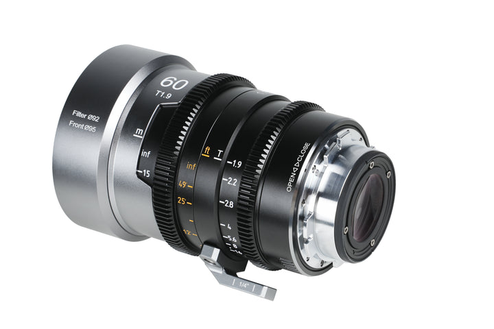 SIRUI IronStar T1.9 1.5X anamorfe cinelens, 45 mm handmatige focus bioscooplens met native PL-bevestiging, verwisselbare EF-bevestiging, neutrale flare SIRUI IronStar T1.9 1.5X anamorfe cinelens, 45 mm handmatige focus bioscooplens met native PL-bevestiging, verwisselbare EF-bevestiging, neutrale flare