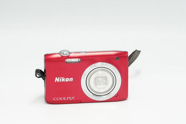 NIKON COOLPIX S2900, 20MP DIGITAL camera, RED