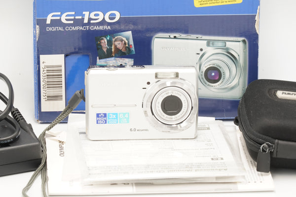 OLYMPUS FE190 - 6 MP CCD DIGITAL camera from 2006 !