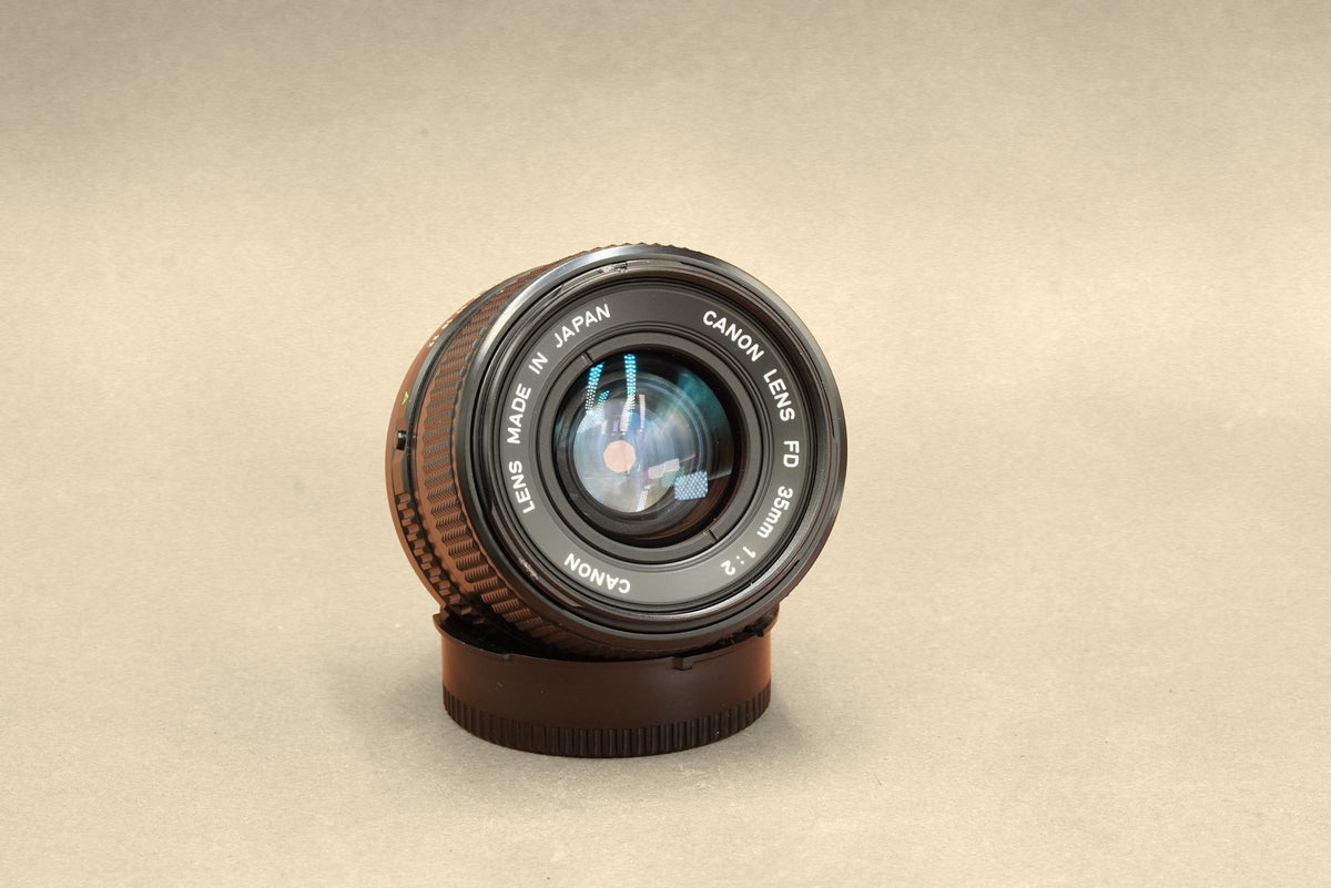 Canon nFD 35mm f/2 lens, front view of the lens name ring