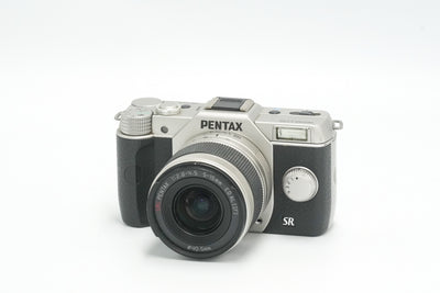 PENTAX Q10 & 3-lenses, 10 MP PREMIUM DIGITAL COMPACT camera, silver