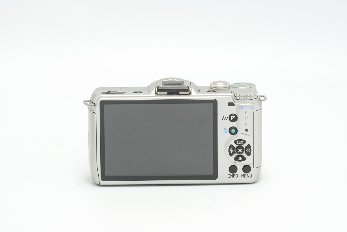 PENTAX Q10 & 3-lenses, 10 MP PREMIUM DIGITAL COMPACT camera, silver