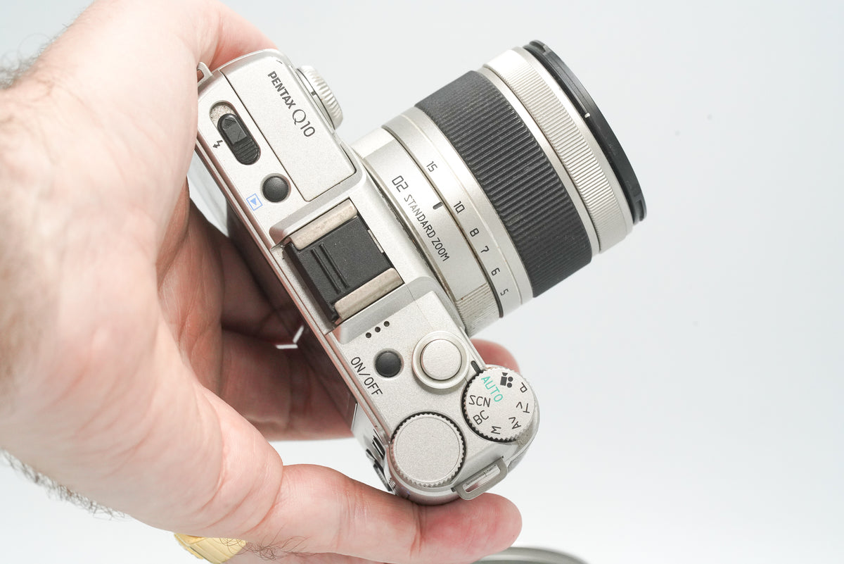 PENTAX Q10 & 3-lenses, 10 MP PREMIUM DIGITAL COMPACT camera, silver