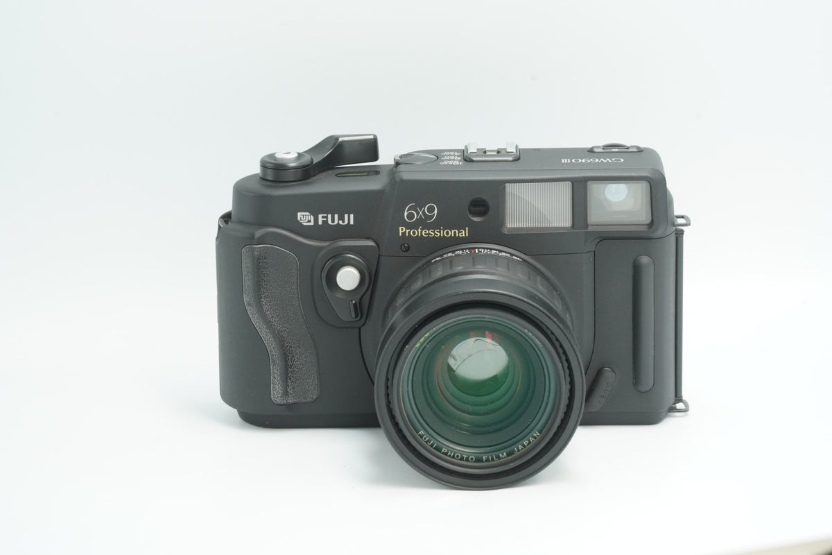 FUJIFILM GW690 III 6x9 Medium Format Panoramic Camera