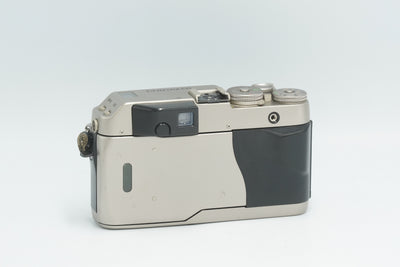 Contax G1 rangefinder camera, rear view with viewfinder