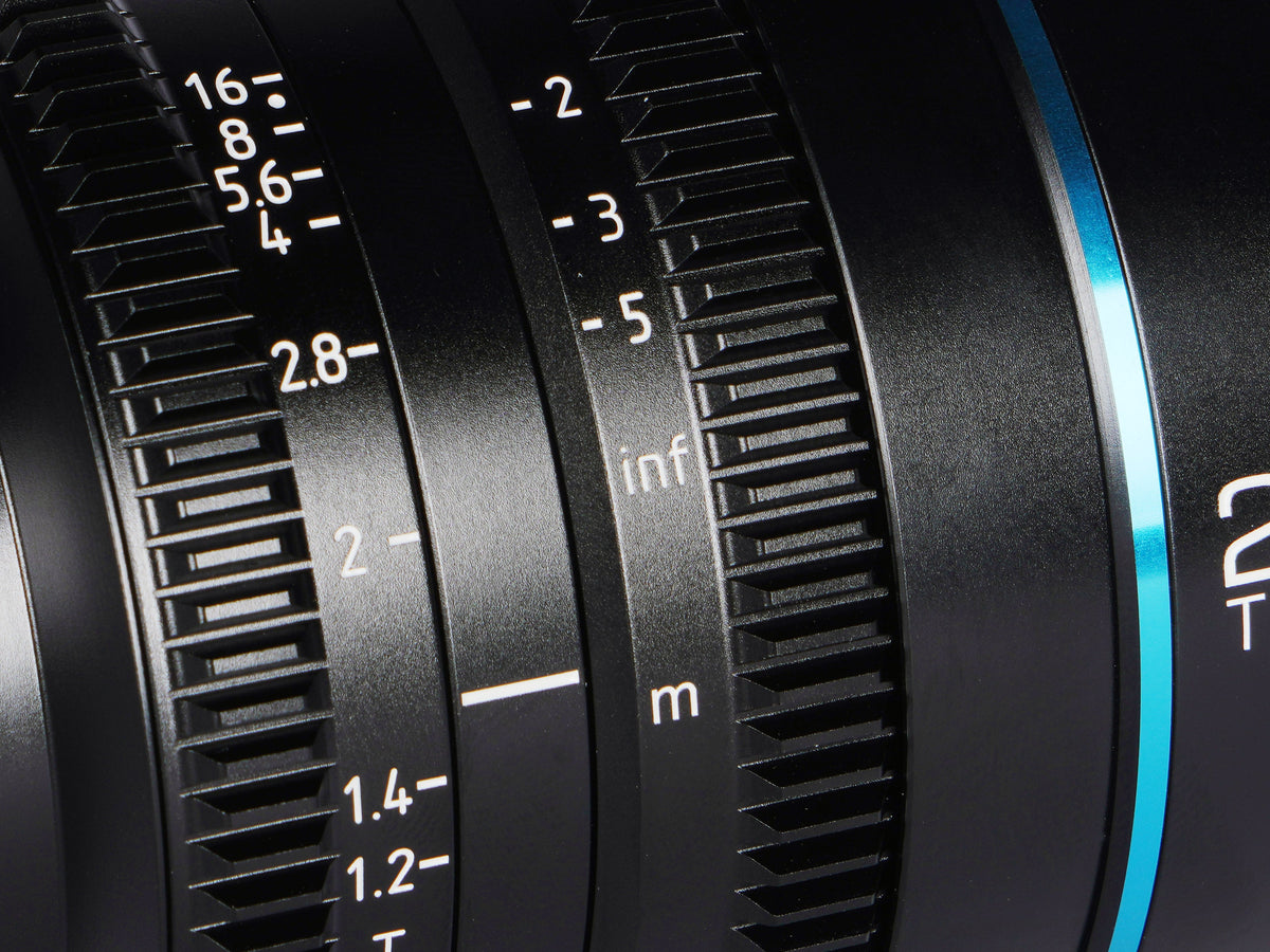 (EOS R) - OFFER ! SIRUI 24mm T1.2 Cine S35 NIGHT WALKER