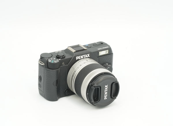 PENTAX Q10, 12 MP SMALLEST DSLR SYSTEM EVER, black