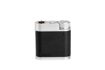 Viltrox Vintage Z1+ silver flash, rear view with leather panel