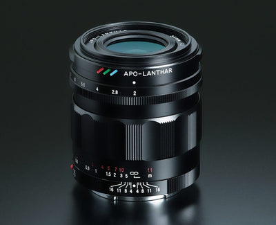 Voigtlander APO-Lanthar 35mm f/2 Aspherical lens for Sony E, black, angled view