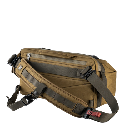 Wotancraft Easy Rider khaki bag, rear view with padded strap and red quick-release