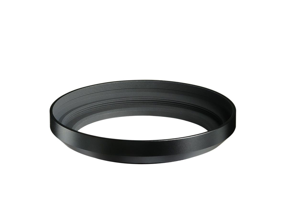 Voigtlander LH-28IIS black metal lens hood, side view