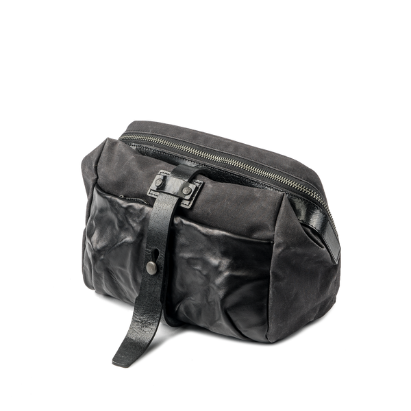 WOTANCRAFT Sling Bag "MINI RIDER" 3.5L, BLACK