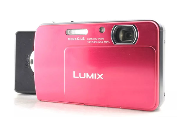 PANASONIC LUMIX DMC-FP7 TOUCHSCREEN digital camera