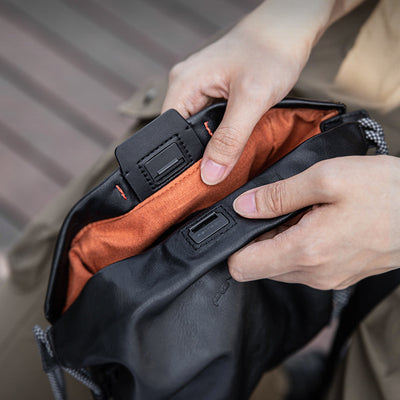 OneGo Cloud Bag lifestyle