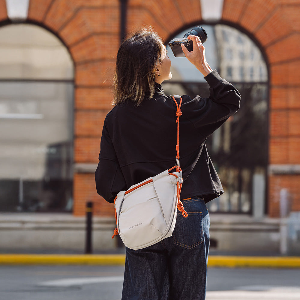 OneGo Rope Strap Bag lifestyle