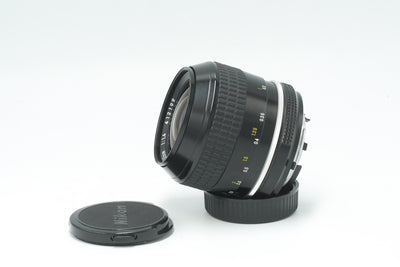 Nikon / Nikkor 35mm f1.4 Ai RARE super fast lens