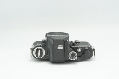 Nikon F2 Photomic black, top view with shutter speed dial