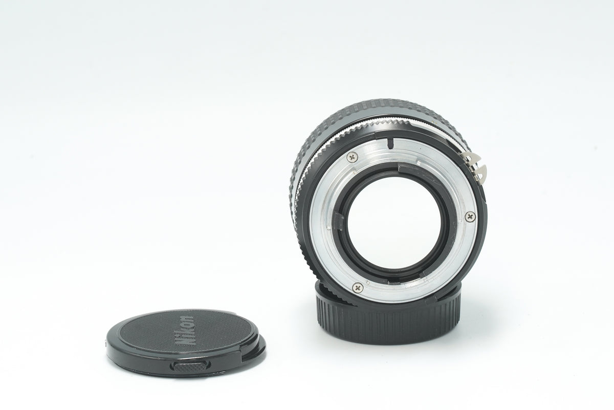 Nikon / Nikkor 35mm f1.4 Ai RARE super fast lens