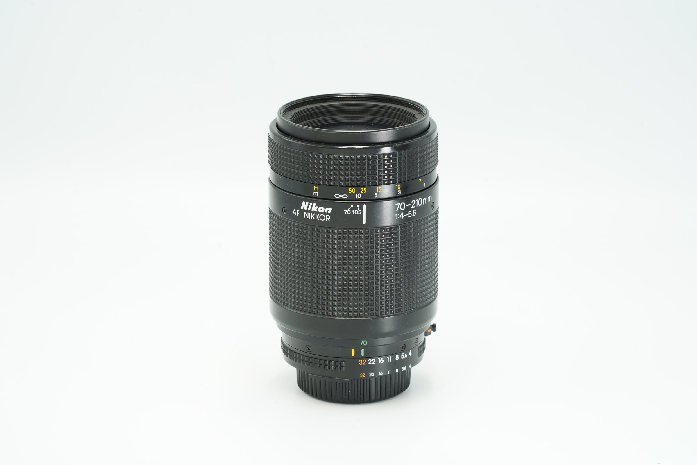 Nikon / Nikkor AF 70-210mm f4.0-5.6 autofocus lens