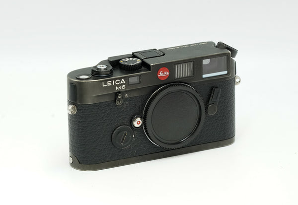 SPECIAL OFFER ! LEICA M6 body 0.72x, black, BEAUTIFUL !
